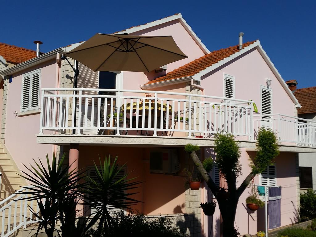 Apartments Julija Vela Luka Bilik gambar
