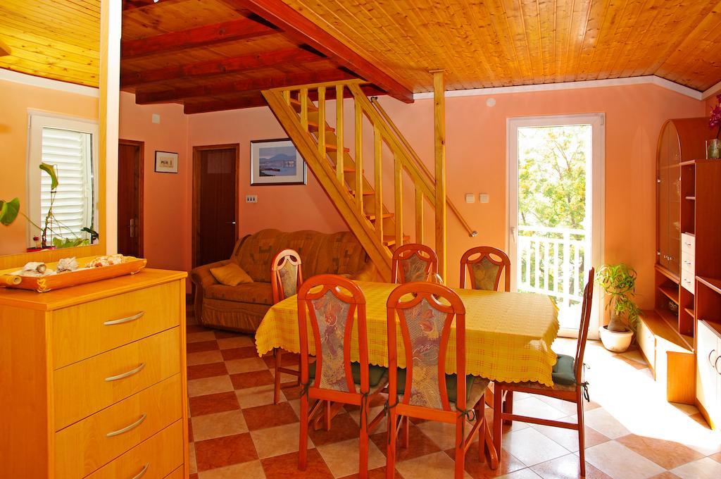 Apartments Julija Vela Luka Bilik gambar