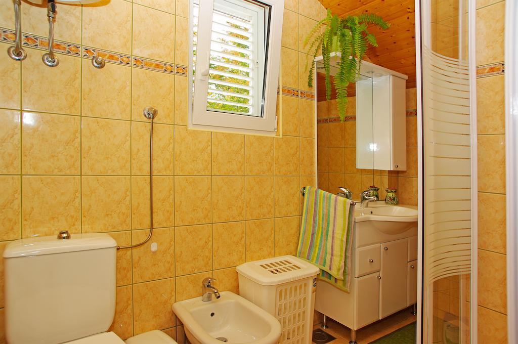 Apartments Julija Vela Luka Bilik gambar