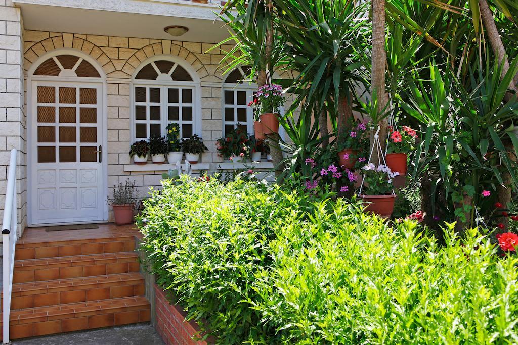 Apartments Julija Vela Luka Luaran gambar