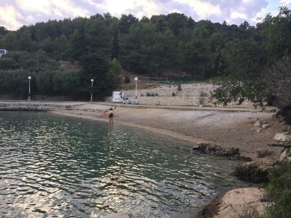 Apartments Julija Vela Luka Luaran gambar